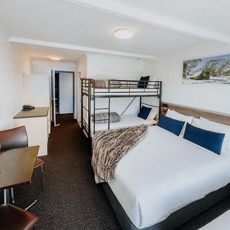 Falls Creek Hotel Exterior foto