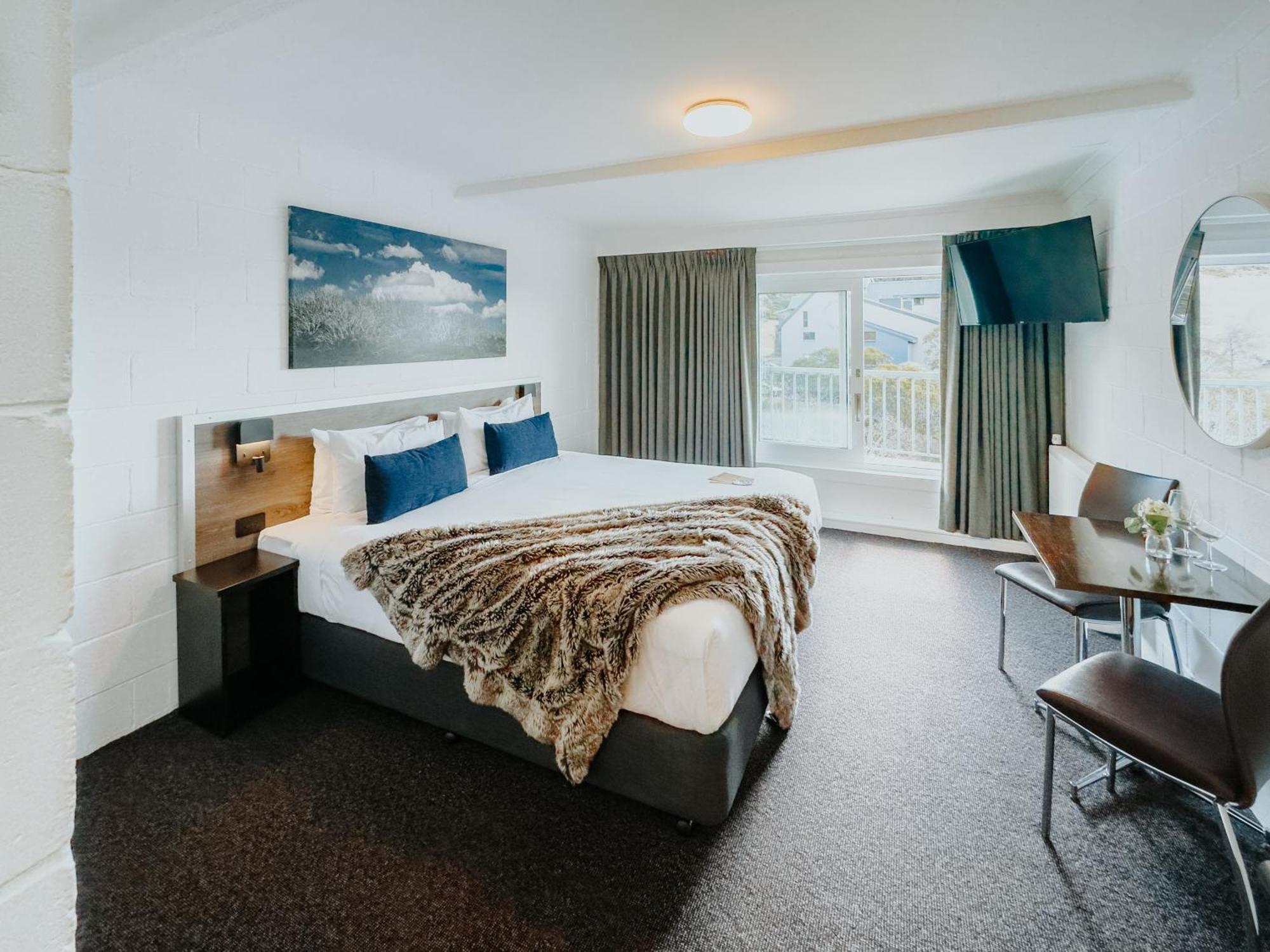 Falls Creek Hotel Exterior foto