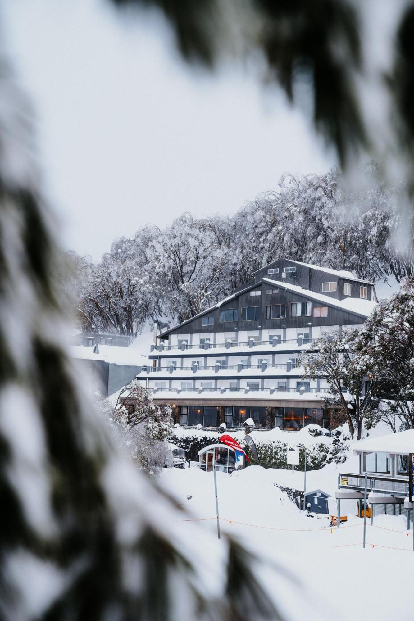 Falls Creek Hotel Exterior foto