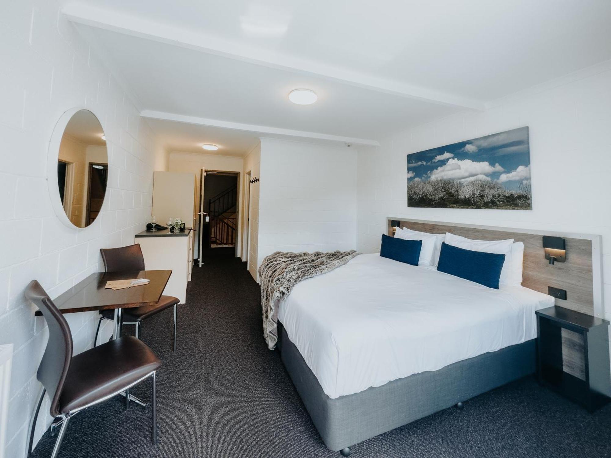 Falls Creek Hotel Exterior foto